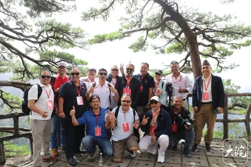 “黄山值得向全世界推荐”！境外旅行商“组团”秋游黄山 -华闻时空