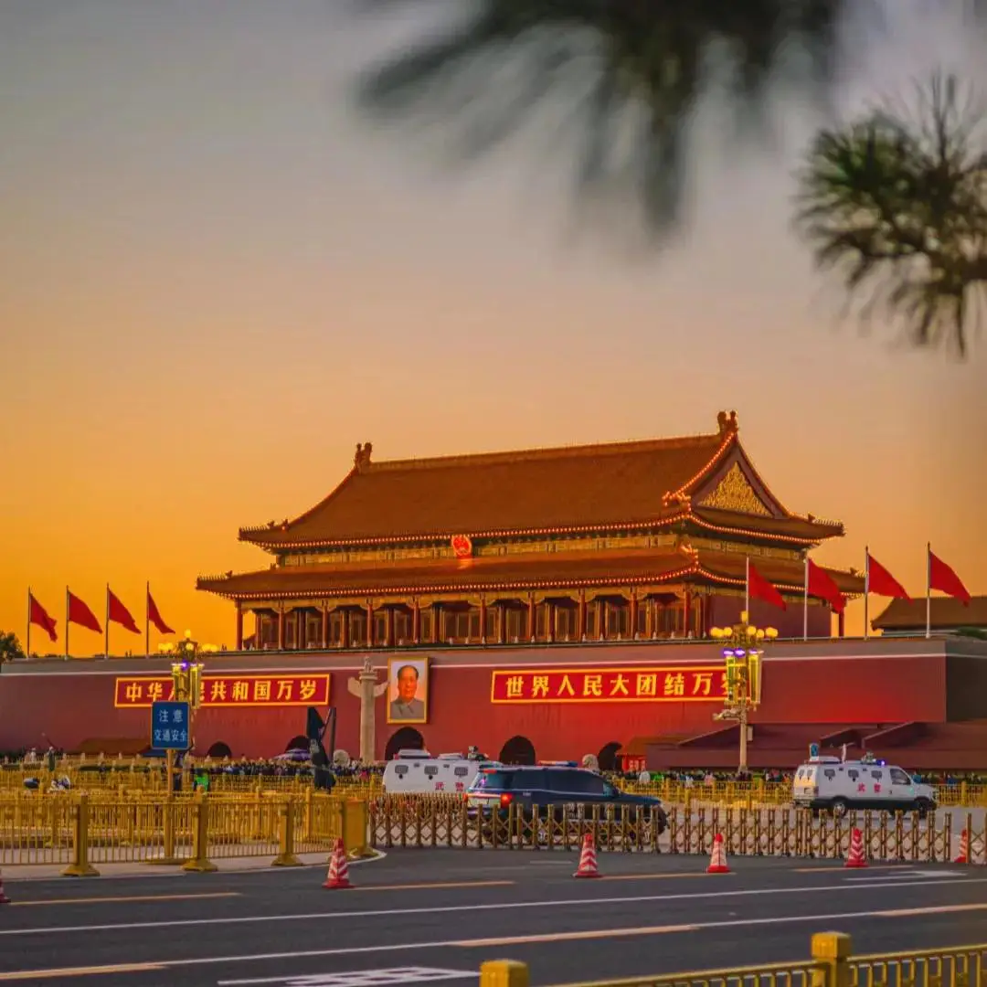 人生必去的九大广场，你去过几个？ -华闻时空