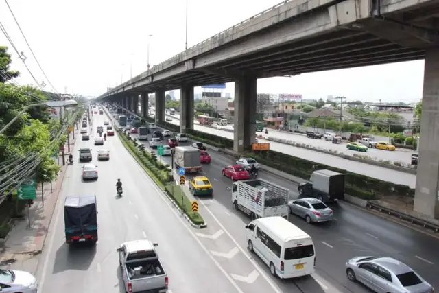 中国游客大批出境游泰国,助力泰国经济复苏!中国游客达525万人次,稳居榜首-华闻时空