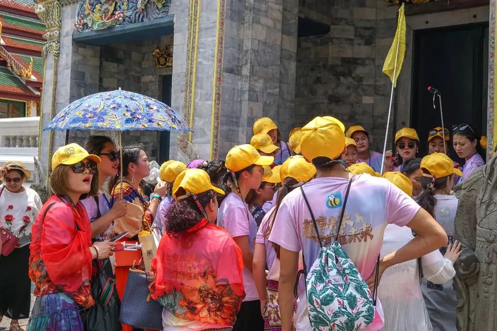 ​31万人报考，导游成“上岸”新赛道？ -华闻时空