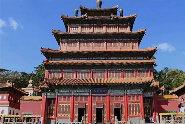旅途中偶遇寺庙,千万别随意烧香拜佛,佛教常识你懂吗? -华闻时空