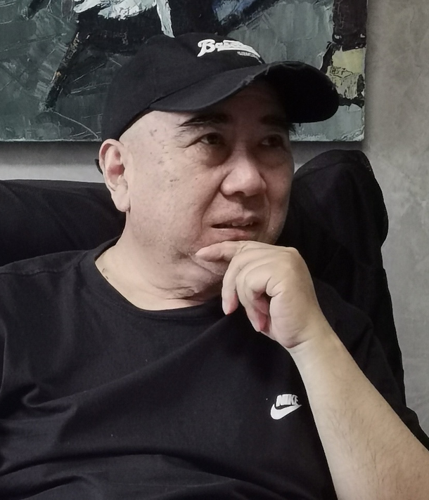淮上名家 | 哲学向左 艺术向右 朱华居中——记当代抽象水墨画家朱华-华闻时空