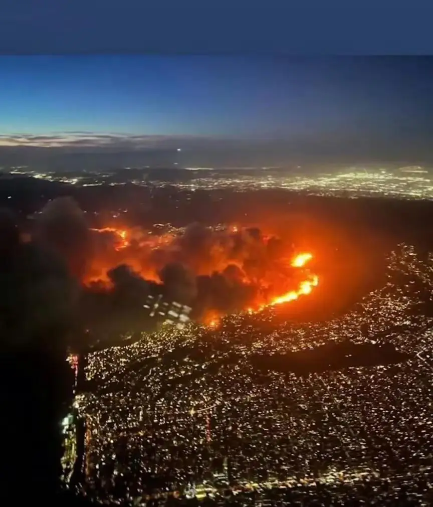  加州创“奇迹”！仅用24小时，整个街区就消失了，可惜超级英雄没出现 -华闻时空