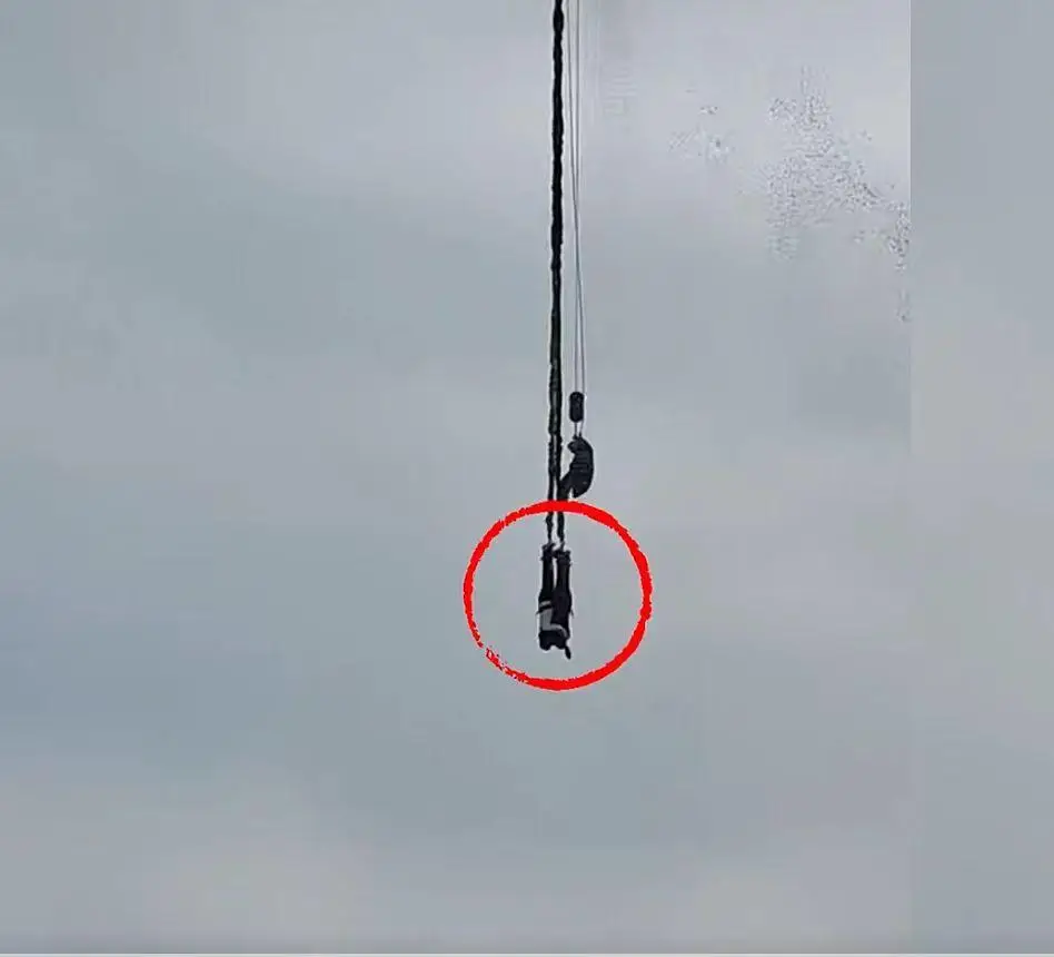 “割绳蹦极”突然爆火，设备负责人称从7岁到70岁都能玩 -华闻时空