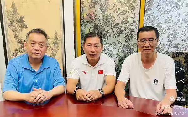 赵向勇：奔跑的黄勇 ——写在《黄勇文集》出版之际-华闻时空