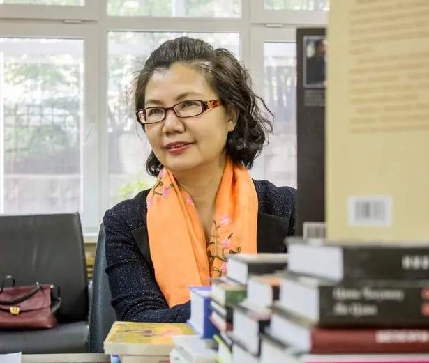 王子君：崀山的人文精神写照-华闻时空