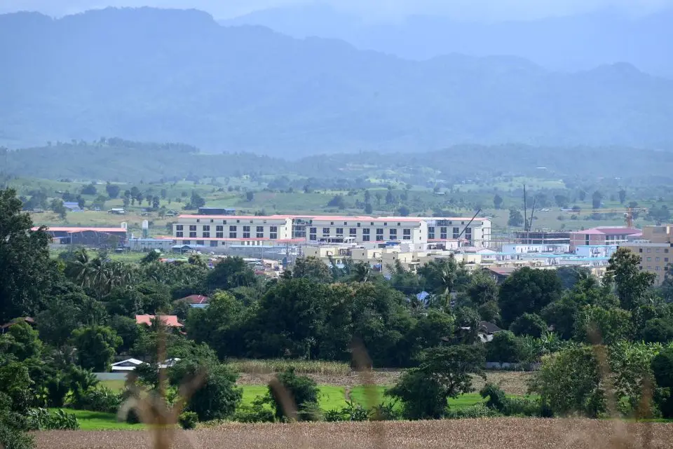  泰国“三断”第3天，电诈园区灯火通明，网友：铁拳打到棉花上了 -华闻时空