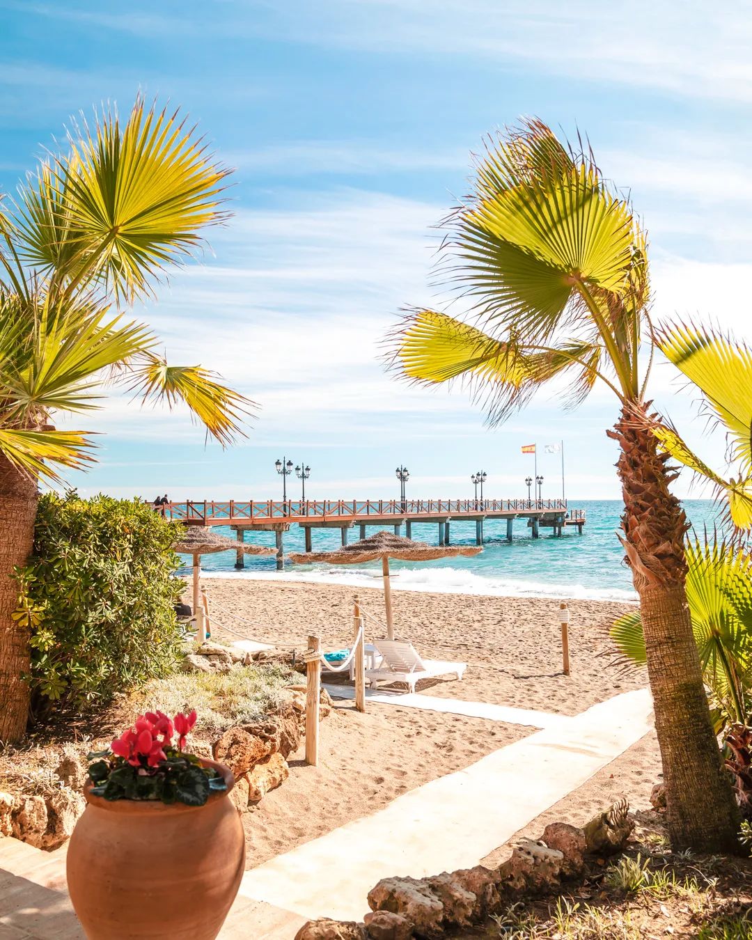 女王赐名的小城？来这里感受西班牙地中海的隐奢主义-华闻时空