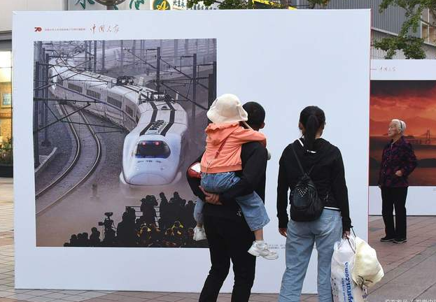 中国人信什么？-华闻时空