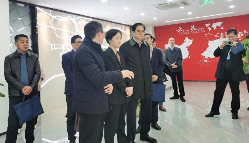 劳红武走访浙江道济农业集团和杭州神农氏机器人有限公司-华闻时空