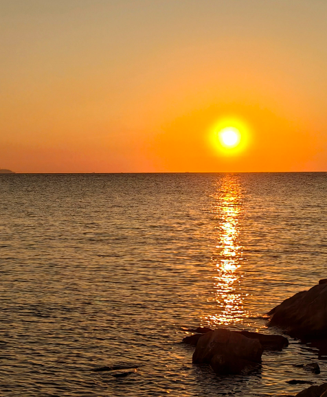 寻找余晖下的落日-华闻时空