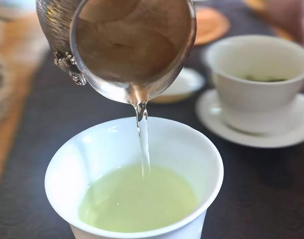 金诚峰 | 初夏慢辰光-华闻时空