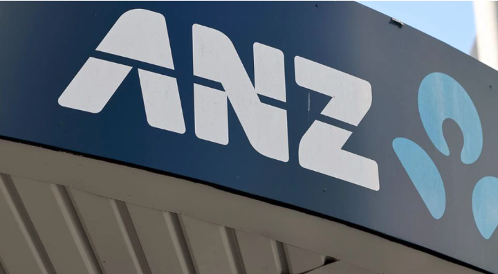 专对澳洲华人下手,假冒中国警察,30岁女子被骗走32万澳元,痛不欲生还要瞒着家人!-华闻时空