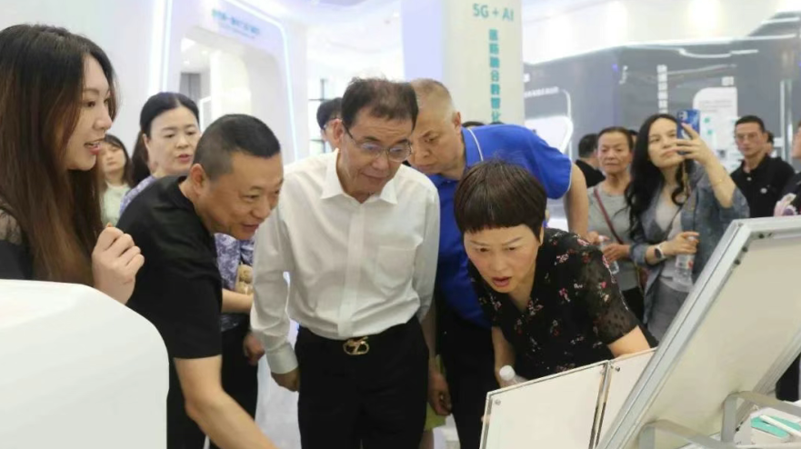 杭州市临平区侨商会开展“侨商走侨企”活动-华闻时空