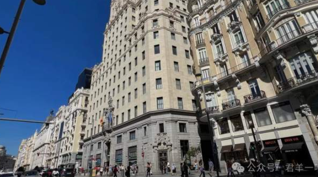 西班牙的小偷-华闻时空