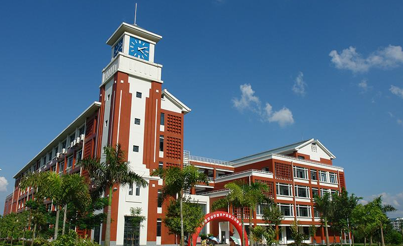 我校中医药文化博物馆入选福建省首批干部教育培训现场教学示范点-华闻时空