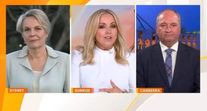 澳大利亚或迎来不减薪四天工作制，墨尔本和悉尼清盘率连续上涨！澳洲街头惊现中国警车，20岁华人司机当场被捕！后备箱竟搜出这些东西！-华闻时空