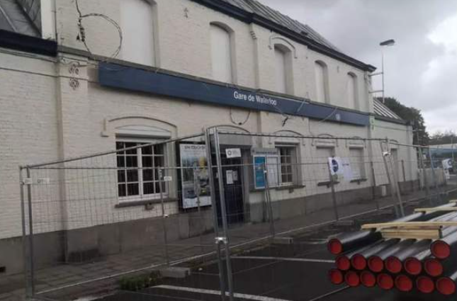 宁静的滑铁卢-华闻时空