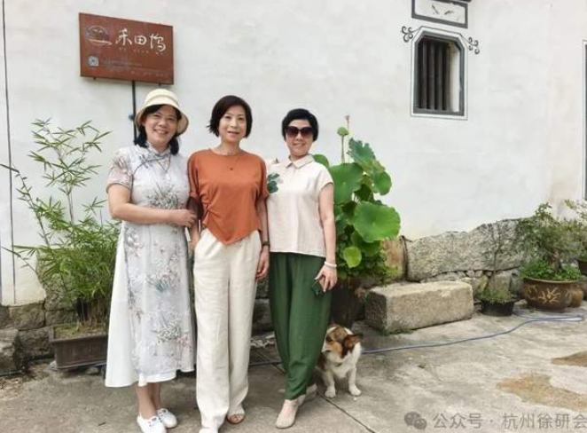 香叶子｜听禾田坞的蛙声（摩秋散文街游记之013）-华闻时空