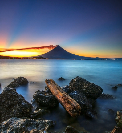 《往事烟云从未消散》———19 76年前后的界首-华闻时空