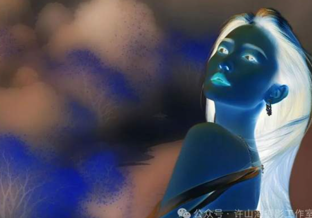 蓝调幻境：数字艺术里的超现实重构-华闻时空