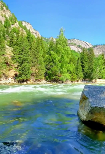 姜敏达诗歌欣赏：《换季》（外一首）-华闻时空