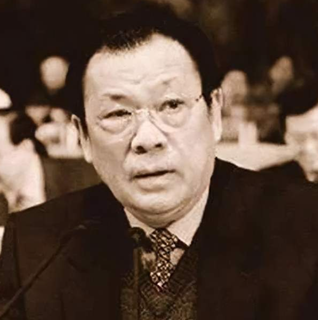 中国顶级贪官之子出逃22年, 摇身一变竟成外籍富商! 还把女儿送进政坛-华闻时空