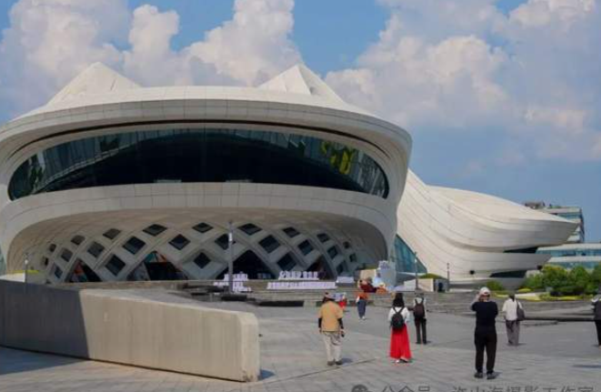 梅溪湖国际文化艺术中心-华闻时空