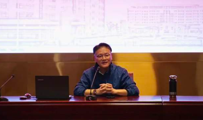 讲座回顾 | 树立理性消费观,捍卫青春“钱袋子”-华闻时空