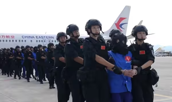 缅北果敢魏家犯罪集团专案细节曝光：一个中国人可以卖30多万-华闻时空