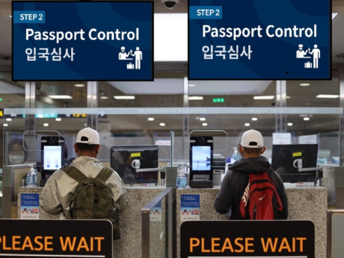 刚对中国免签, 就有人脱团! 澳洲旅行团20多人全跑光, 20万押金直接不要! 剩领队风中凌乱…-华闻时空