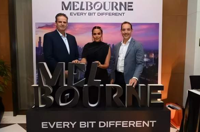 印度人疯狂涌入澳洲, 主要目标是维州! 签证申请占一半以上?! 最新官方战略计划曝光: 让他们人数翻一倍!-华闻时空