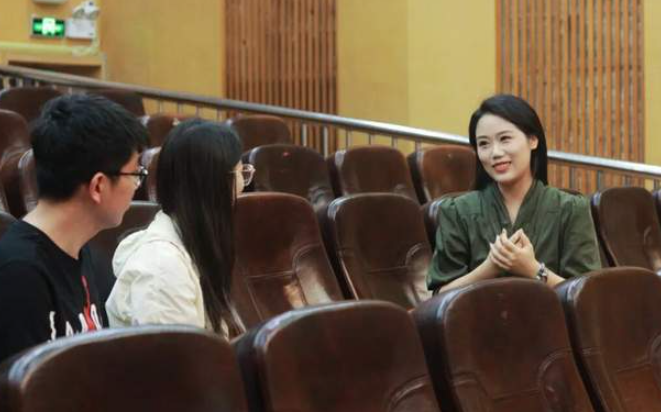 张晓丽：导演自己的人生电影-华闻时空