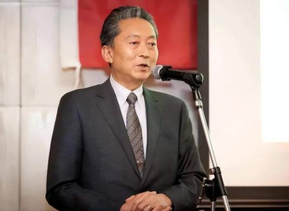 突发特讯！高市早苗暗示武力介入台海，日本前首相驳斥：“狗越小越会叫”！罕见措辞引爆国际舆论-华闻时空