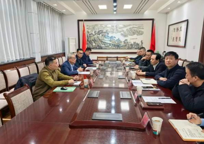 杭州市侨商协会常务副会长郦政为赴敦煌考察-华闻时空