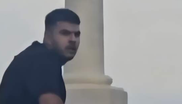 悉尼恐袭枪手醒来, 被控59项重罪! 澳洲官宣重磅新规! 内阁已达成一致, 大规模整顿升级-华闻时空