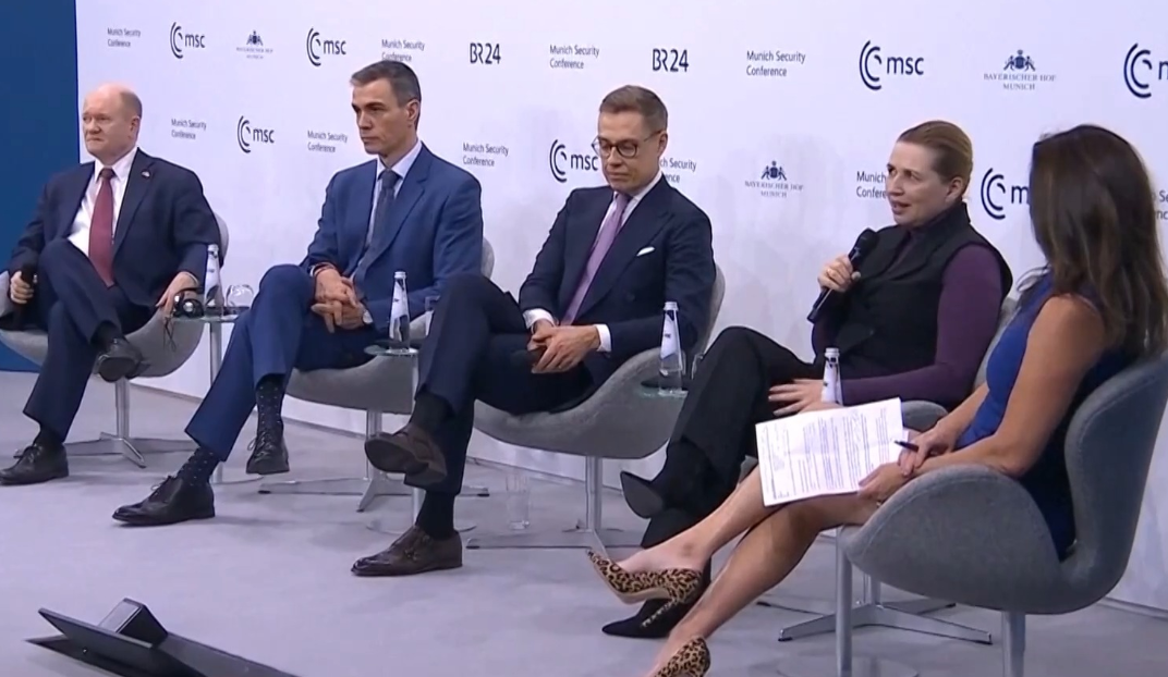 丹麦首相：格陵兰岛“不能定价” 主权必须得到尊重-华闻时空