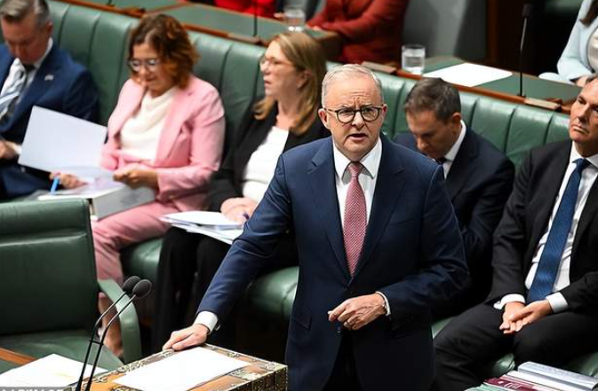 正式生效! 澳洲宣布: 今天起暂关边境, 禁止入境, 新申请不批! 6.1万签证持有者受影响-华闻时空