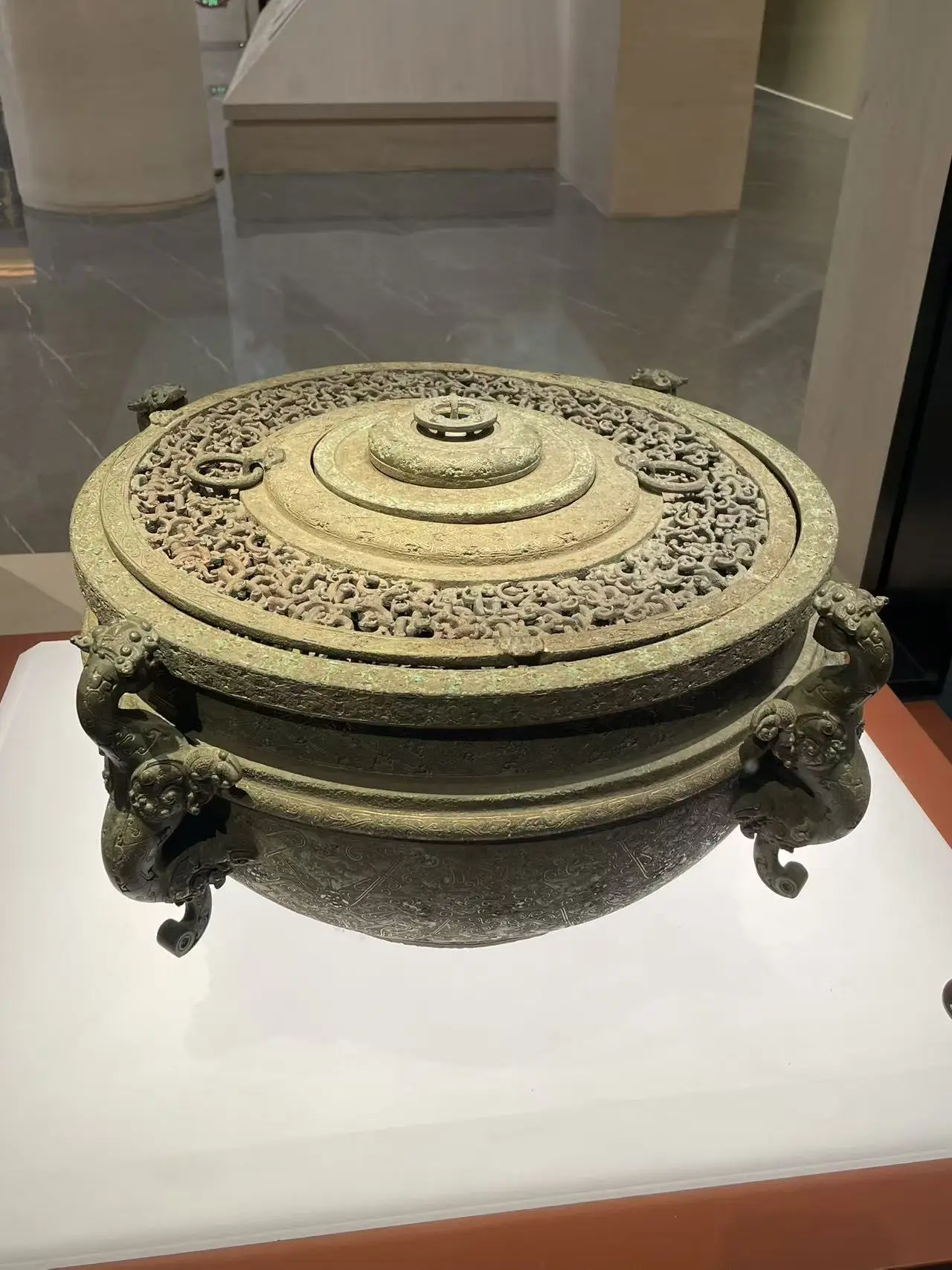 图片[3]-同一时代青铜艺术，却展现了东西方的同工异曲！-华闻时空