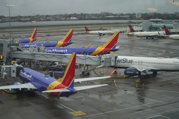 图片[2]-机票调价、取消航班……全球多家航司紧急应对燃油涨价-华闻时空