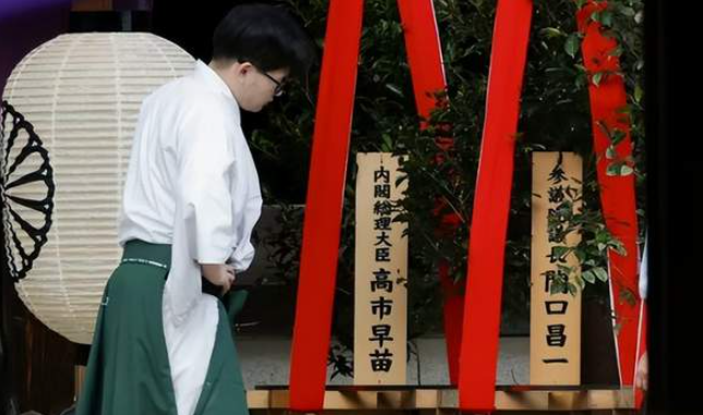 祭鬼可耻，扩军祸世！日本一日之内，犯下两大恶行-华闻时空