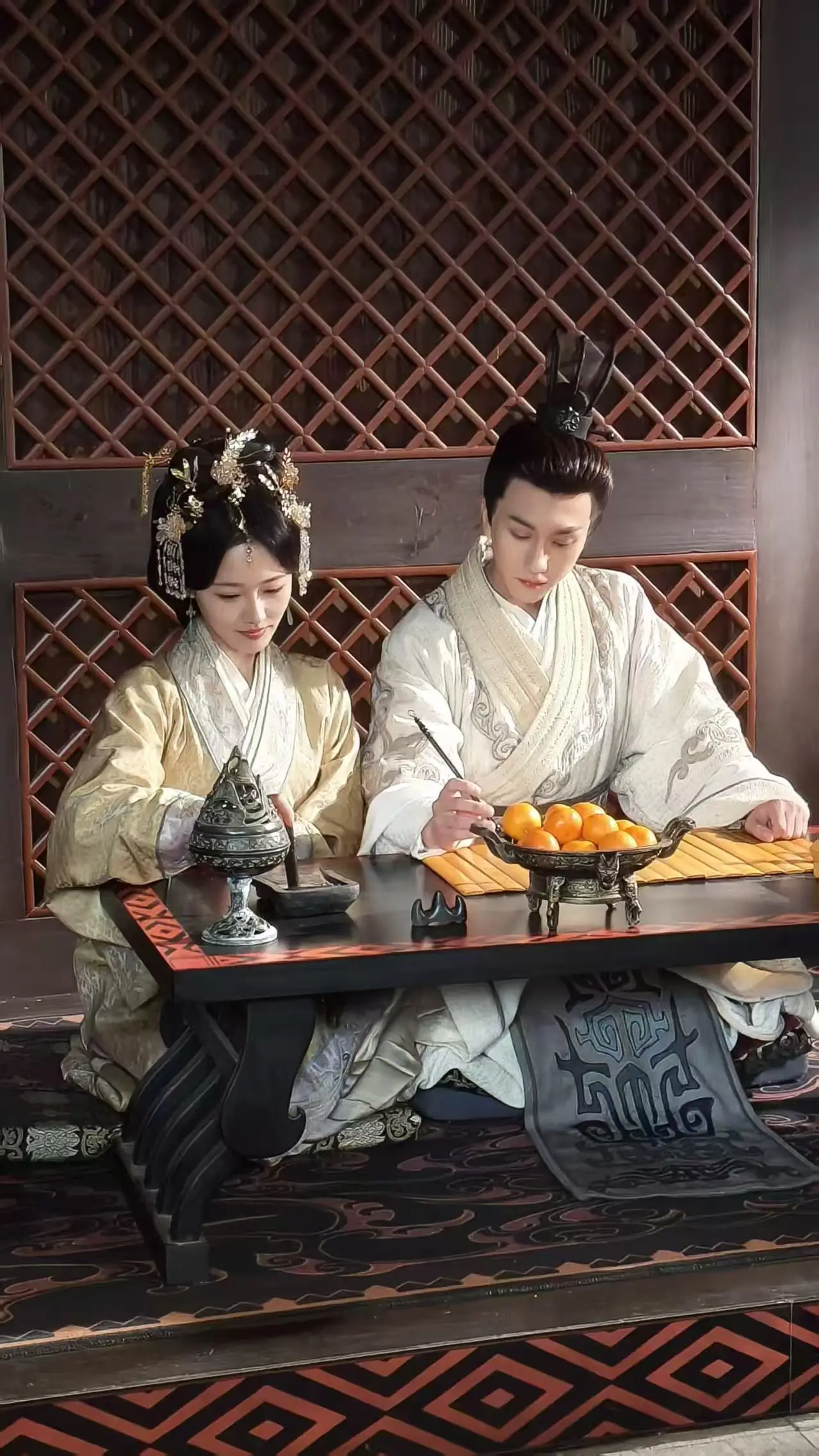 图片[4]-81集穿越甜宠大戏《美人兮·凤求凰》4月16日9:08红果全网独播！-华闻时空