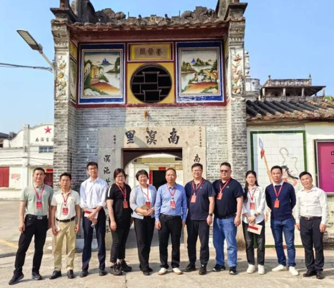 代表风采|江门市人大代表梁洁芳:一条建议激活一座古侨村-华闻时空
