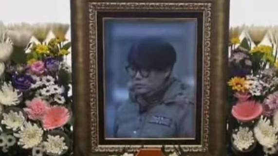 40岁韩国导演去世真相公布！与自闭症儿子吃夜宵被辱骂，道歉无果遭围殴丧命-华闻时空