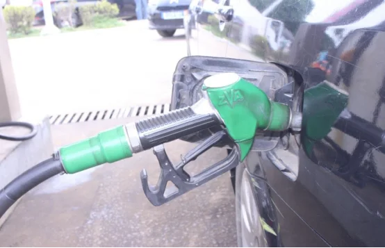 图片[1]-科特迪瓦：汽油和柴油价格分别保持 820 和 675 西非法郎每升不变-华闻时空