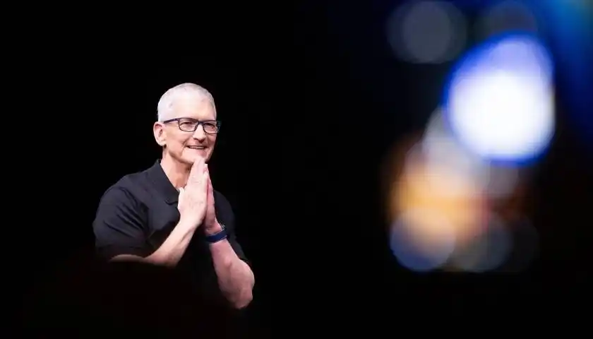 库克反思其15年CEO任期：苹果地图发布是第一个重大错误-华闻时空