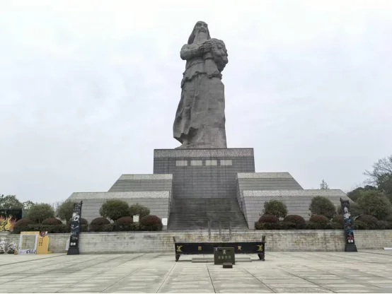 图片[1]-海外华媒随州“沉浸” 一天刷完中华上下N千年——“追梦中华·知音湖北”2026海外华文媒体荆楚采访行走进随州-华闻时空