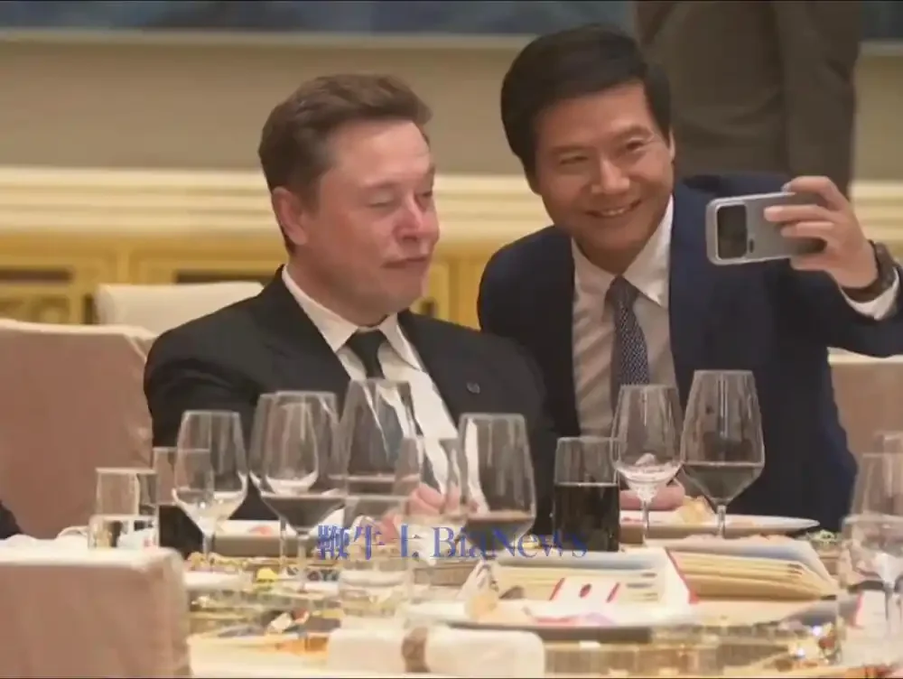 图片[4]-雷军、库克排队找马斯克合影，网友笑疯了-华闻时空