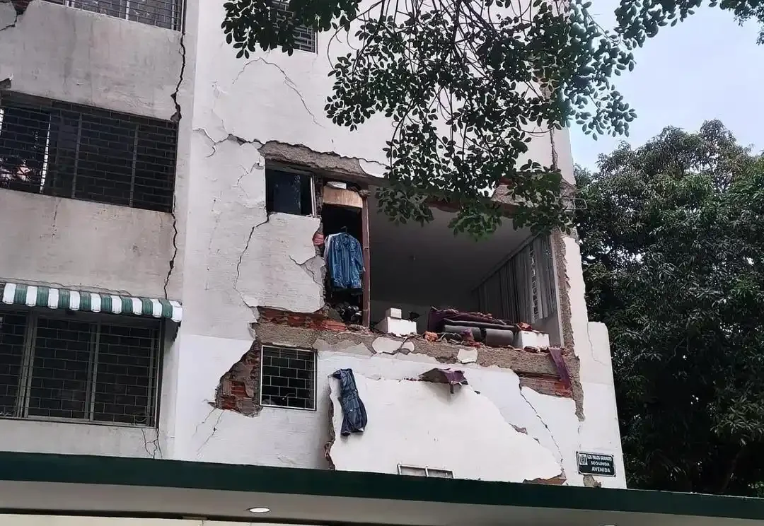 图片[3]-委内瑞拉强震，全国进入紧急状态，华人讲述：剧烈摇晃，建筑坍塌-华闻时空