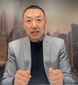 新西兰万国旅行社总经理于璟军介绍:在新西兰自驾出行有哪些实际难点?-华闻时空